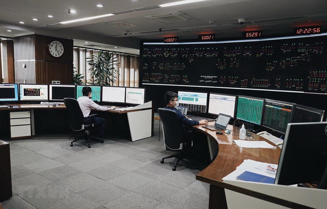 Empresa elétrica de Vietnam asegura el suministro de energía en medio de COVID-19 ảnh 1 Empresa elétrica de Vietnam asegura el suministro de energía en medio de COVID-19 ảnh 1