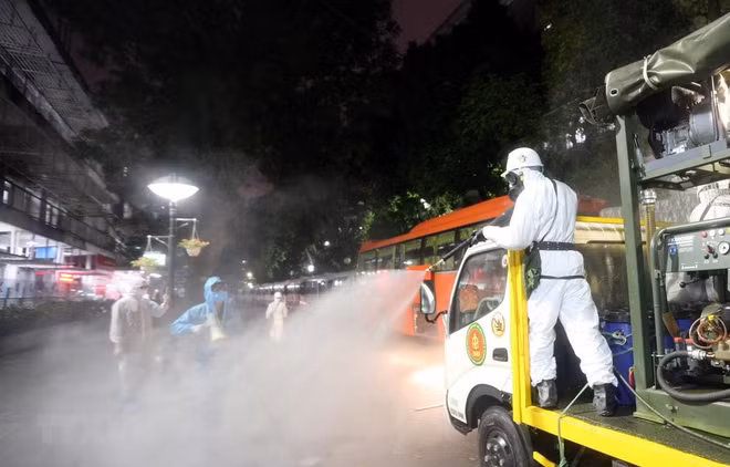 Implementa Vietnam distribución oportuna de bienes de la reserva nacional para combatir epidemia ảnh 1 Implementa Vietnam distribución oportuna de bienes de la reserva nacional para combatir epidemia ảnh 1
