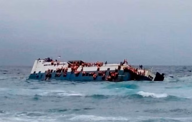 Al menos 29 muertos en naufragio en Indonesia ảnh 1