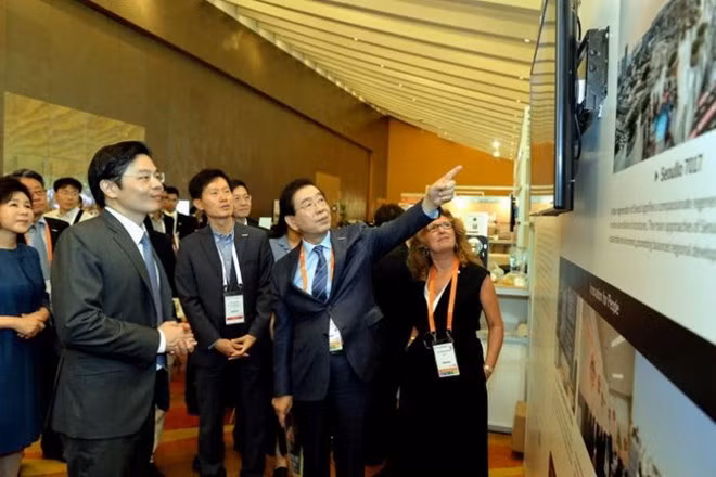Vietnam comparte en Singapur experiencias de desarrollo de urbe inteligente ảnh 1