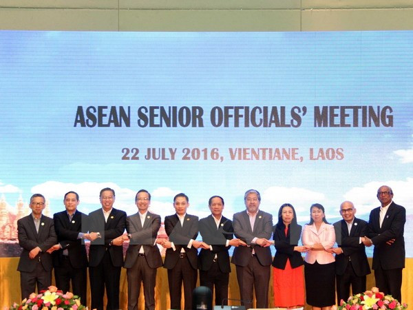 Altos funcionarios de ASEAN preparan sus próximas Cumbres en Laos ảnh 1 Altos funcionarios de ASEAN preparan sus próximas Cumbres en Laos ảnh 1