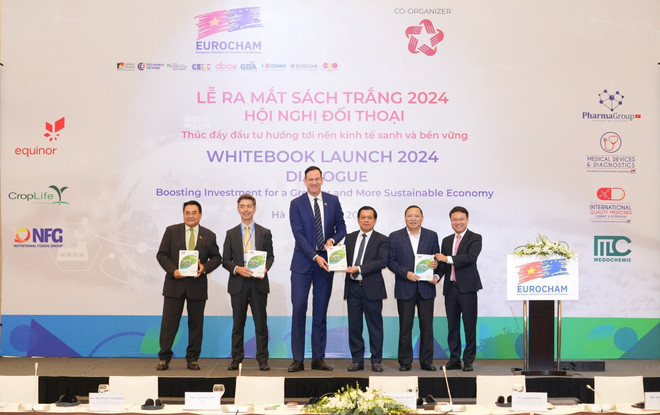 EuroCham lanza Libro Blanco sobre políticas de negocios en Vietnam ảnh 1 EuroCham lanza Libro Blanco sobre políticas de negocios en Vietnam ảnh 1