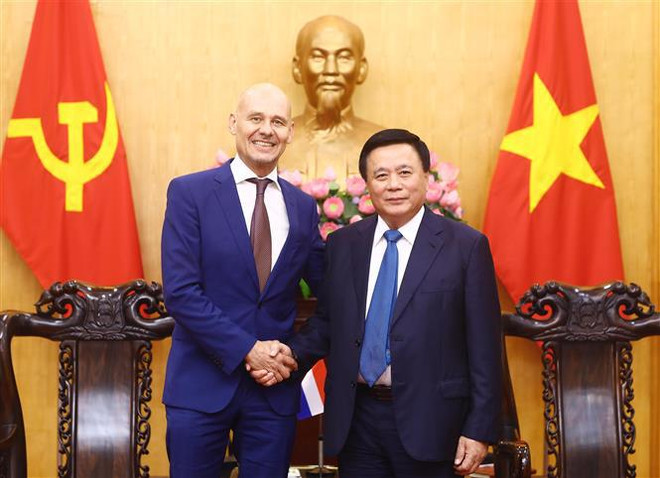 Academia Nacional de Política Ho Chi Minh busca cooperar con instituciones holandesas ảnh 1 Academia Nacional de Política Ho Chi Minh busca cooperar con instituciones holandesas ảnh 1