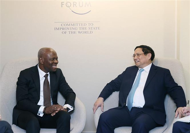 Premier vietnamita se reúne con dirigentes de países y organizaciones internacionales ảnh 5