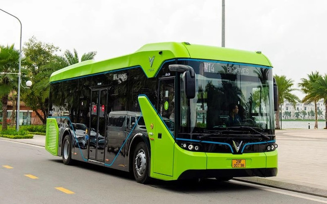 Hanoi propone sustituir autobuses tradicionales por eléctricos en nueve rutas ảnh 1 Hanoi propone sustituir autobuses tradicionales por eléctricos en nueve rutas ảnh 1