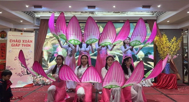 Asociación de Vietnamitas en Hong Kong (China) promueve relaciones bilaterales ảnh 1 Asociación de Vietnamitas en Hong Kong (China) promueve relaciones bilaterales ảnh 1