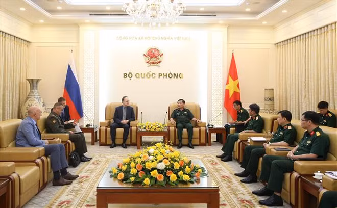 Estrechan cooperación en defensa Vietnam - Rusia ảnh 1