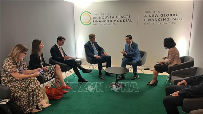 Vicepremier vietnamita asiste a clausura de cumbre del pacto financiero global ảnh 2 Vicepremier vietnamita asiste a clausura de cumbre del pacto financiero global ảnh 2