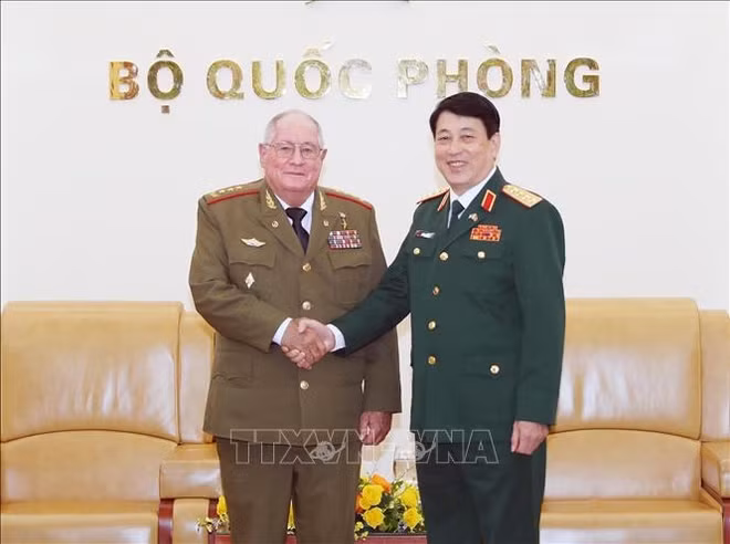 Vietnam y Cuba agilizan cooperación bilateral en defensa ảnh 1