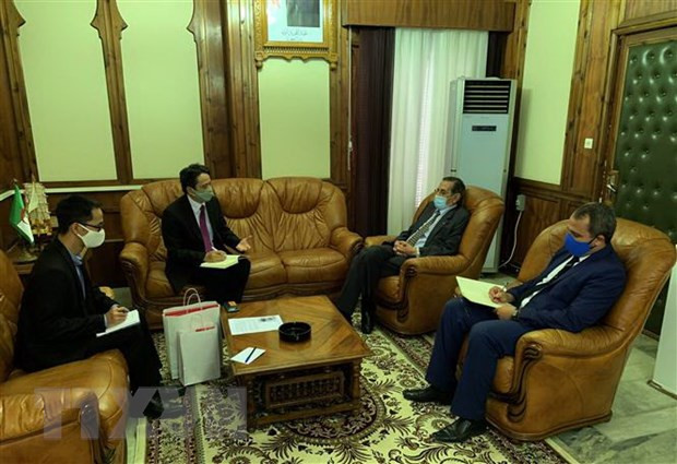 Argelia desea adquirir experiencias vietnamitas en almacenamiento de datos ảnh 1 Argelia desea adquirir experiencias vietnamitas en almacenamiento de datos ảnh 1