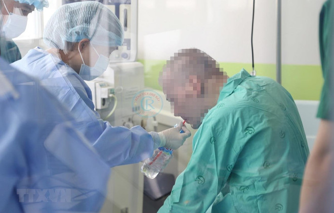 Darán de alta mañana a expaciente más grave de COVID-19 en Vietnam ảnh 1 Darán de alta mañana a expaciente más grave de COVID-19 en Vietnam ảnh 1