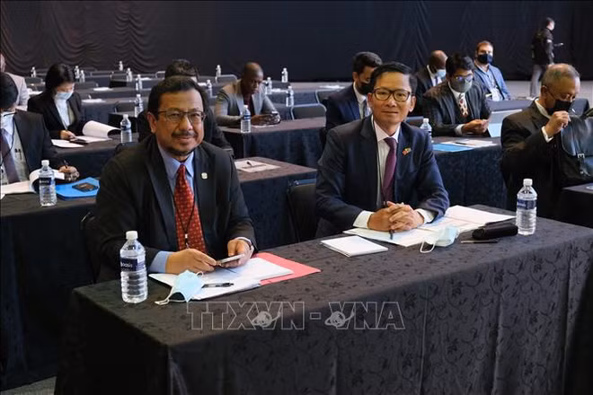 Participa Vietnam en seminario sobre inversión en ASEAN ảnh 1