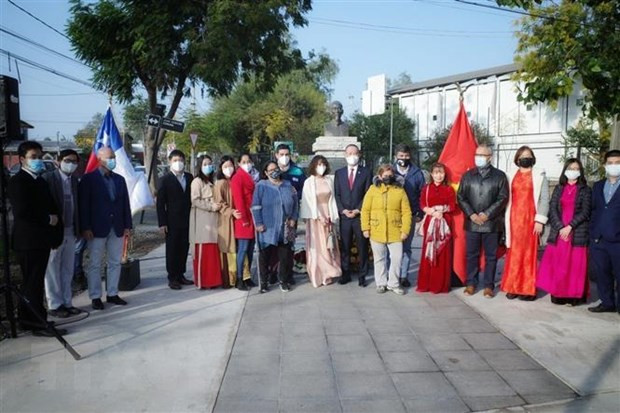 Conmemoran natalicio del presidente Ho Chi Minh en el extranjero ảnh 1 Conmemoran natalicio del presidente Ho Chi Minh en el extranjero ảnh 1