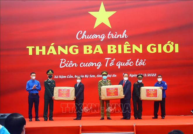 Provincias de Vietnam y Laos contribuyen a enriquecer amistad y cooperación integral ảnh 1 Provincias de Vietnam y Laos contribuyen a enriquecer amistad y cooperación integral ảnh 1