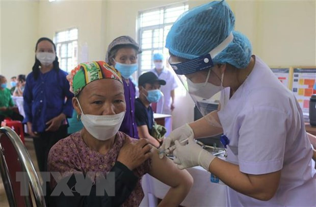 Disminuye número de infectados de COVID-19 en Vietnam ảnh 1