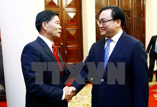 Hanoi y Vientiane buscan aumentar cooperación ảnh 1 Hanoi y Vientiane buscan aumentar cooperación ảnh 1