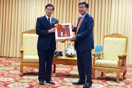 Ciudad Ho Chi Minh y Vientiane intensifican cooperación ảnh 1