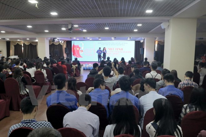 Jóvenes vietnamitas en Rusia conmemoran día de establecimiento de Unión Juvenil ảnh 1 Jóvenes vietnamitas en Rusia conmemoran día de establecimiento de Unión Juvenil ảnh 1