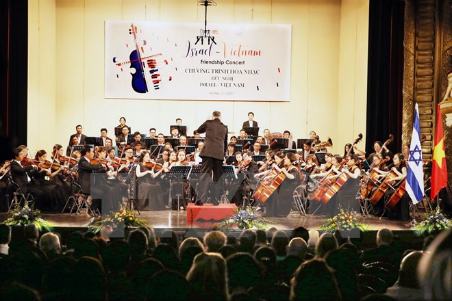 Presidente israelí continúa actividades en Vietnam ảnh 1