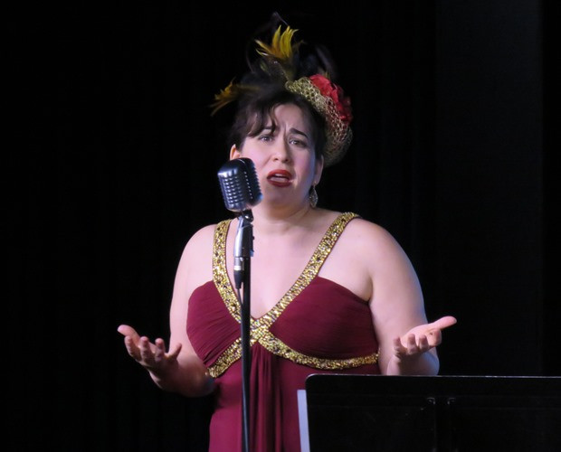 Famosa vocalista canadiense realiza concierto en Hanoi ảnh 1 Famosa vocalista canadiense realiza concierto en Hanoi ảnh 1