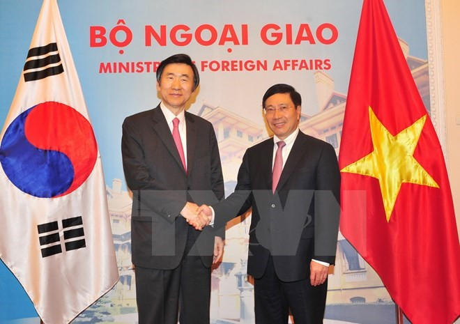 Vietnam reitera política de intensificar relaciones con Sudcorea ảnh 1 Vietnam reitera política de intensificar relaciones con Sudcorea ảnh 1
