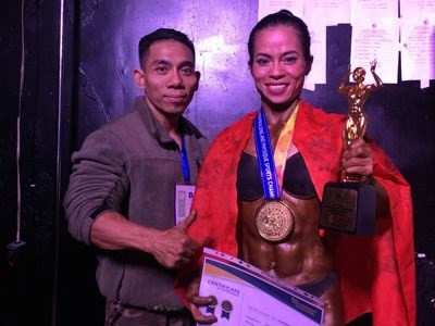 Gana Vietnam cuatro medallas de oro en campeonato de fisiculturismo ảnh 1 Gana Vietnam cuatro medallas de oro en campeonato de fisiculturismo ảnh 1