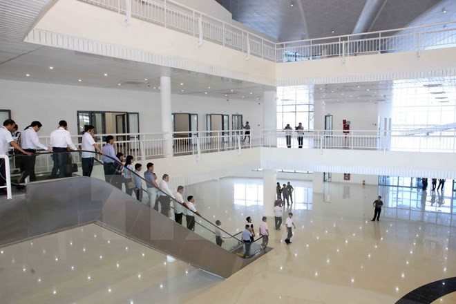 Fuerzas de extinción de incendios de Da Nang apoyan labores de seguridad del APEC ảnh 1 Fuerzas de extinción de incendios de Da Nang apoyan labores de seguridad del APEC ảnh 1