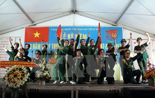 Conmemoran quinto aniversario de Espacio Cultural de Vietnam en Alemania ảnh 1 Conmemoran quinto aniversario de Espacio Cultural de Vietnam en Alemania ảnh 1