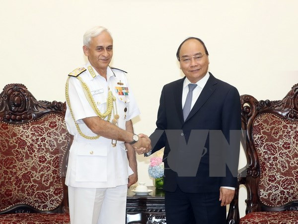 Visita a Vietnam de Comandante de la Fuerza Naval india, muestra de amistad tradicional ảnh 1 Visita a Vietnam de Comandante de la Fuerza Naval india, muestra de amistad tradicional ảnh 1