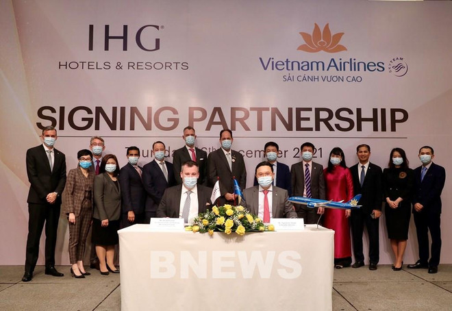 Vietnam Airlines coopera con grupo británico por desarrollo del turismo nacional ảnh 1 Vietnam Airlines coopera con grupo británico por desarrollo del turismo nacional ảnh 1