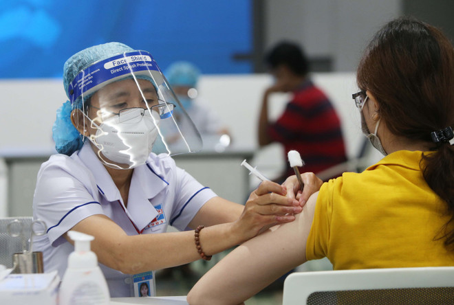 Ciudad Ho Chi Minh planea completar vacunación de refuerzo contra el COVID-19 en enero ảnh 1 Ciudad Ho Chi Minh planea completar vacunación de refuerzo contra el COVID-19 en enero ảnh 1