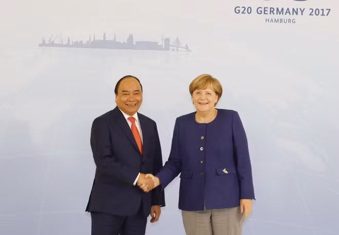 Premier vietnamita llama a más inversiones de Pymes alemanas ảnh 1