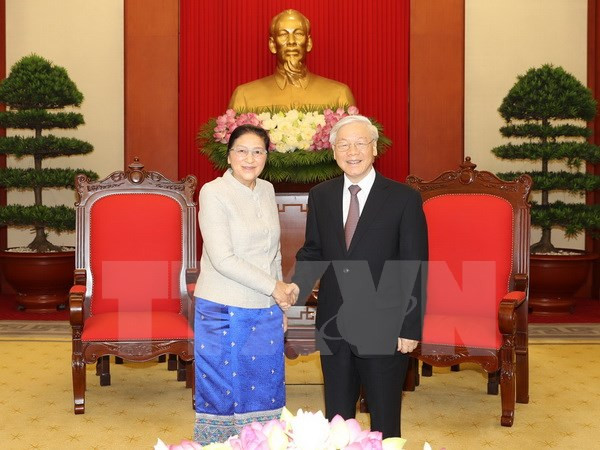 Dirigente partidista reafirma apoyo vietnamita a empresa de renovación de Laos ảnh 1 Dirigente partidista reafirma apoyo vietnamita a empresa de renovación de Laos ảnh 1