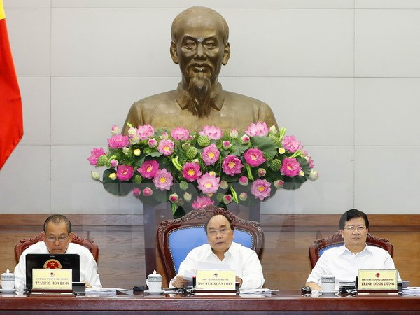 Gobierno vietnamita revisa documentos jurídicos ảnh 1 Gobierno vietnamita revisa documentos jurídicos ảnh 1