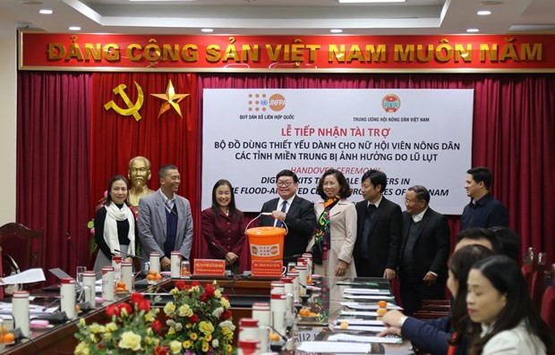 UNFPA brinda ayuda a mujeres y niñas en provincias centrales de Vietnam ảnh 1 UNFPA brinda ayuda a mujeres y niñas en provincias centrales de Vietnam ảnh 1