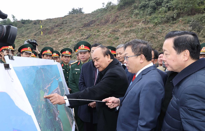 Inician en Vietnam expansión de planta hidroeléctrica Hoa Binh ảnh 1