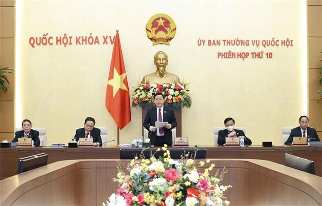Clausuran décima reunión del Comité Permanente del Parlamento vietnamita ảnh 1 Clausuran décima reunión del Comité Permanente del Parlamento vietnamita ảnh 1