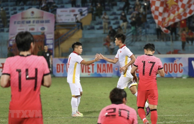 Selección de fútbol sub-23 de Vietnam gana partido amistoso con Corea del Sur ảnh 1