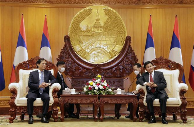 Laos otorga gran importancia a amistad y cooperación integral con Vietnam ảnh 1 Laos otorga gran importancia a amistad y cooperación integral con Vietnam ảnh 1