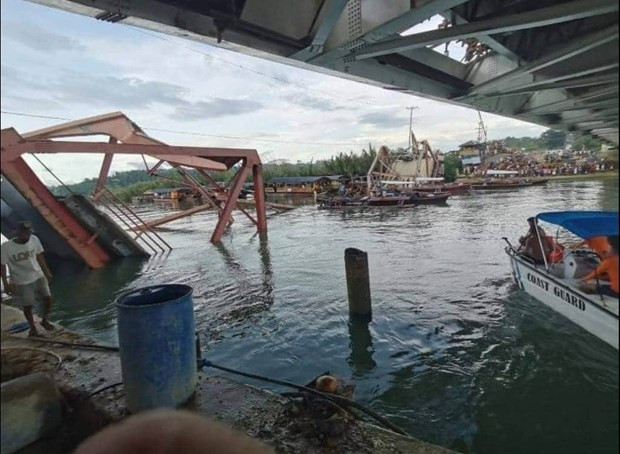 Mueren cuatro personas por colapso de puente en Filipinas ảnh 1 Mueren cuatro personas por colapso de puente en Filipinas ảnh 1