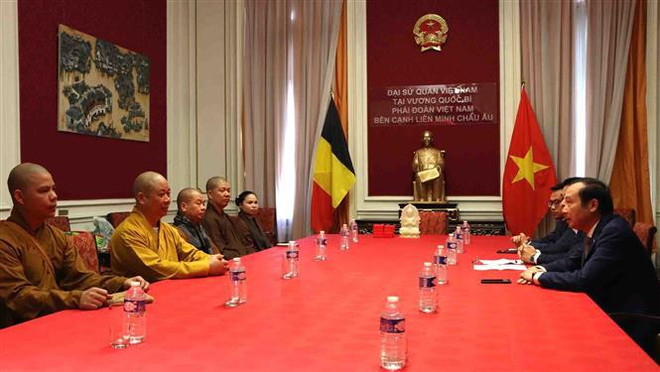 Divulgan valores culturales budistas vietnamitas a sus compatriotas en el exterior ảnh 2 Divulgan valores culturales budistas vietnamitas a sus compatriotas en el exterior ảnh 2
