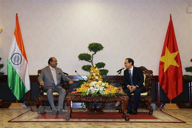 Dirigentes de Ciudad Ho Chi Minh reciben al presidente de Cámara Baja india ảnh 1 Dirigentes de Ciudad Ho Chi Minh reciben al presidente de Cámara Baja india ảnh 1