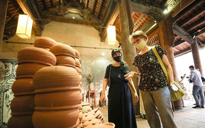 Casco antiguo de Hanoi honra y promueve patrimonio artesanal tradicional ảnh 1 Casco antiguo de Hanoi honra y promueve patrimonio artesanal tradicional ảnh 1