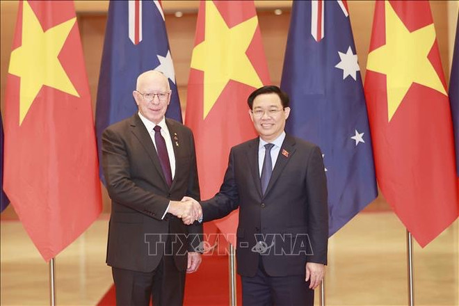 Titular del Parlamento vietnamita se reúne con gobernador general de Australia ảnh 1 Titular del Parlamento vietnamita se reúne con gobernador general de Australia ảnh 1
