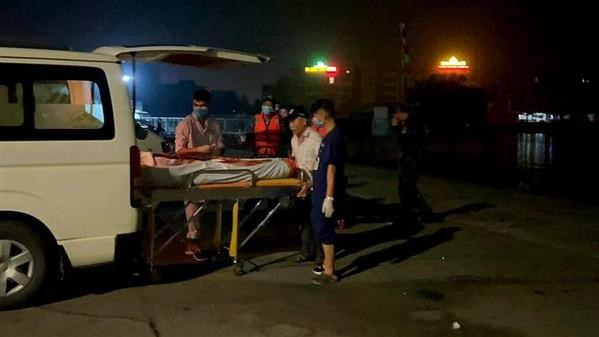 Vietnam continúa operaciones de rescate de helicóptero accidentado en Quang Ninh ảnh 2