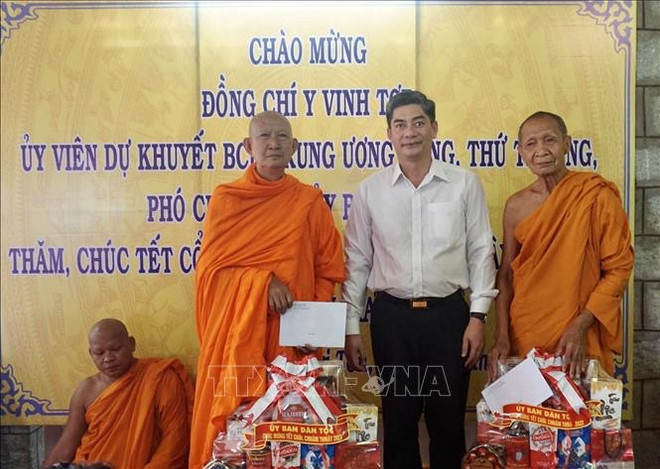 Felicitan a la comunidad Khmer por su fiesta Chol Chnam Thmay ảnh 1 Felicitan a la comunidad Khmer por su fiesta Chol Chnam Thmay ảnh 1