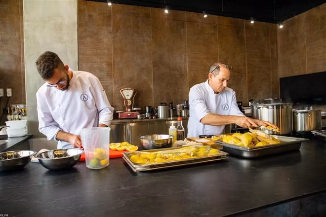 “Noche de Pho” vietnamita impresiona a israelíes ảnh 1