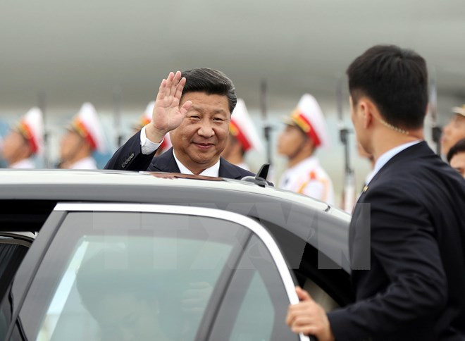 Llega Xi Jinping a Vietnam para iniciar visita estatal ảnh 1 Llega Xi Jinping a Vietnam para iniciar visita estatal ảnh 1