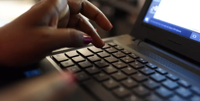 Reparaciones de cables submarinos de Internet durarán de marzo a abril ảnh 1