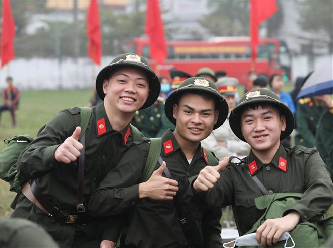 Ansiosos jóvenes vietnamitas por incorporarse al ejército ảnh 2 Ansiosos jóvenes vietnamitas por incorporarse al ejército ảnh 2
